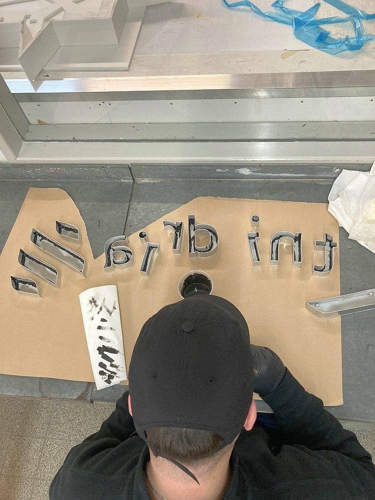 typo_100.jpg